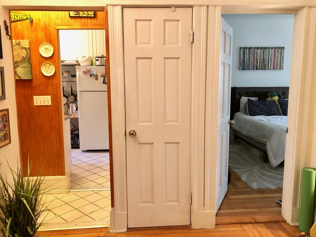 1872 Commonwealth Ave, Brighton