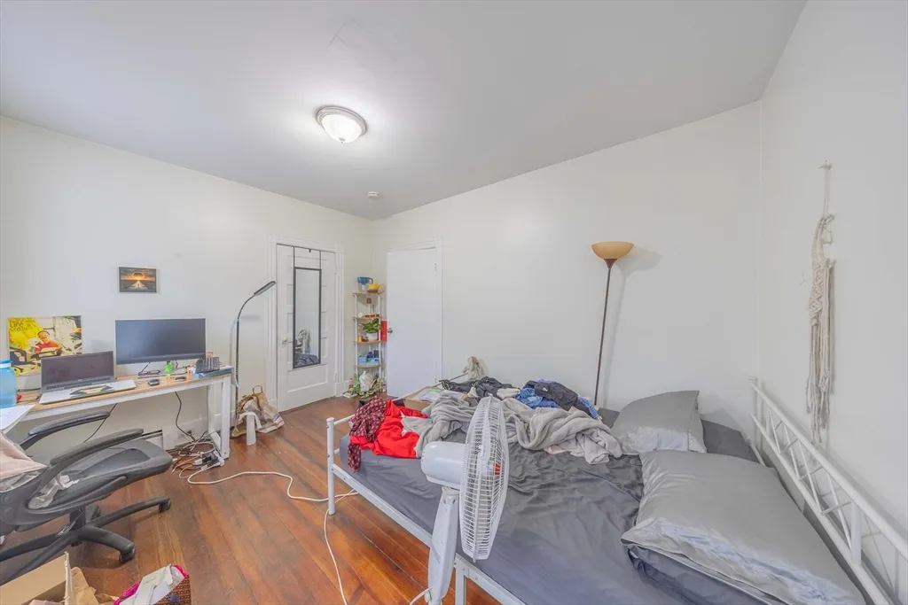 62 Empire St, Allston