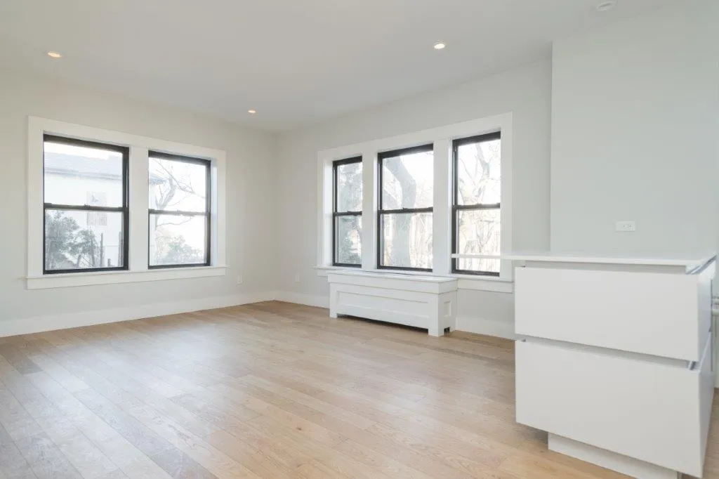 123 Highland Ave, Winter Hill