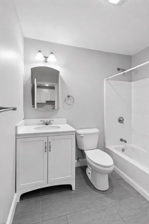 9 Needhams Landing Rd, Lynn