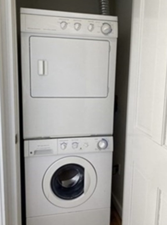 2 Termine Ave, Jamaica Plain