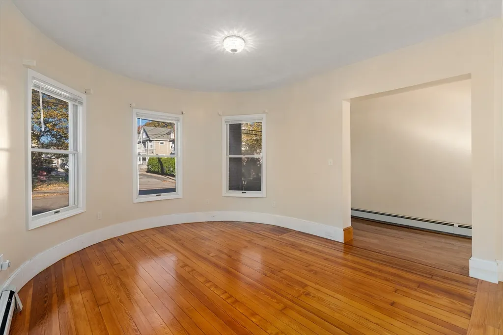 76 Dexter Ave, Watertown