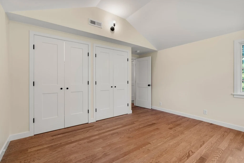 157 Farm Rd, Sherborn