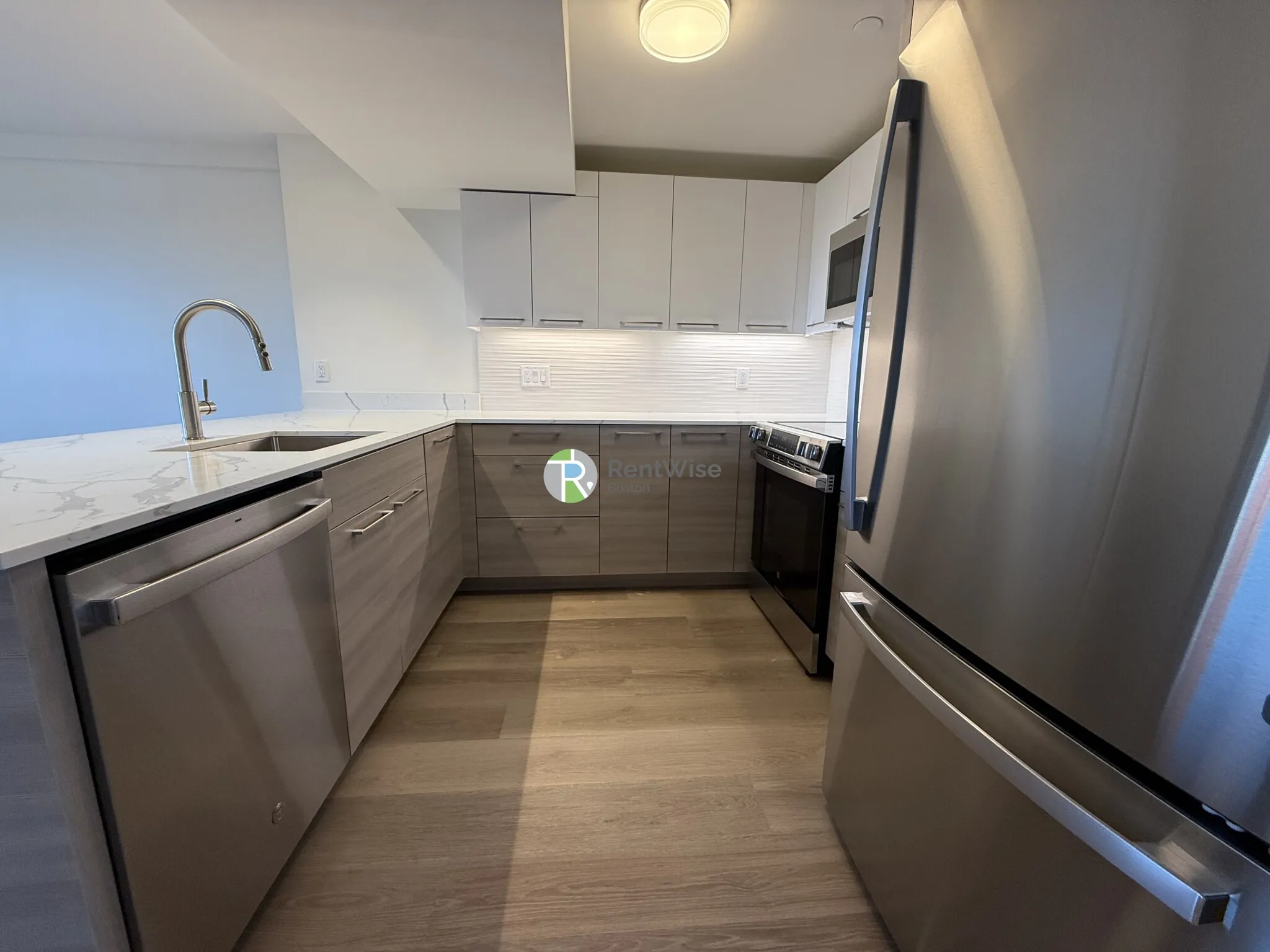 1079 Commonwealth Ave, Allston