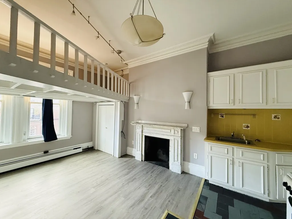 365 Beacon St, Back Bay