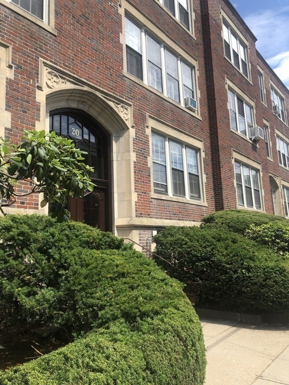 20 Park St, Coolidge Corner