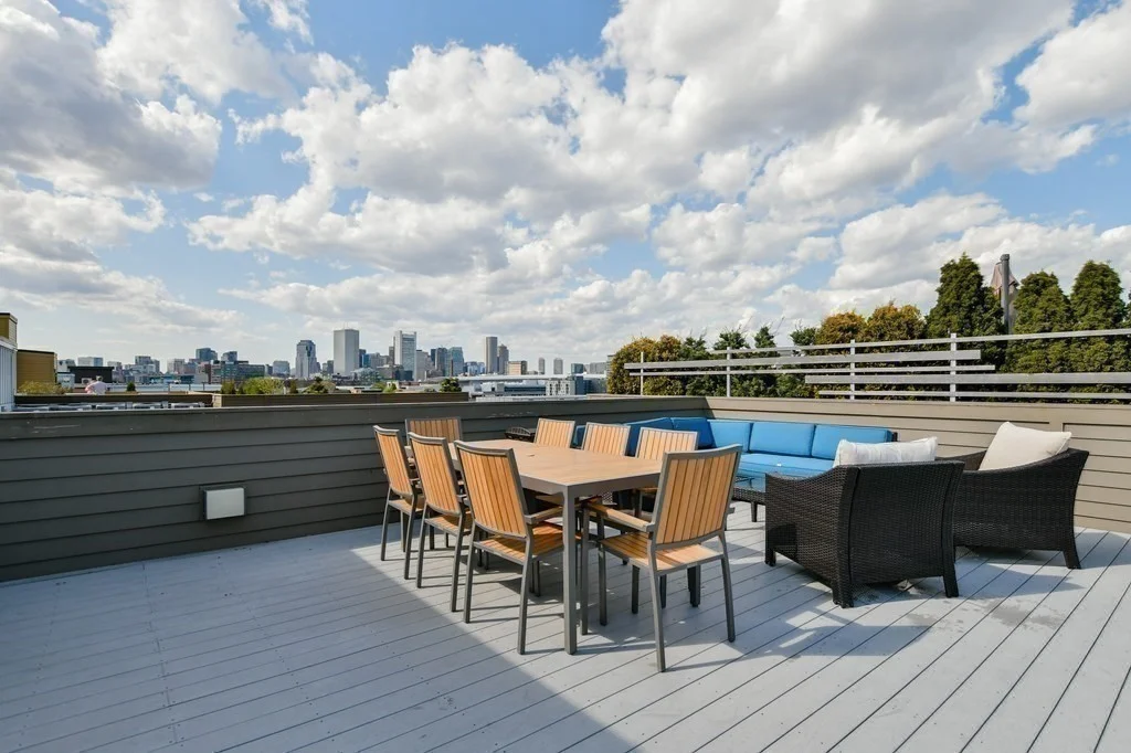 403 W 1st St, South Boston