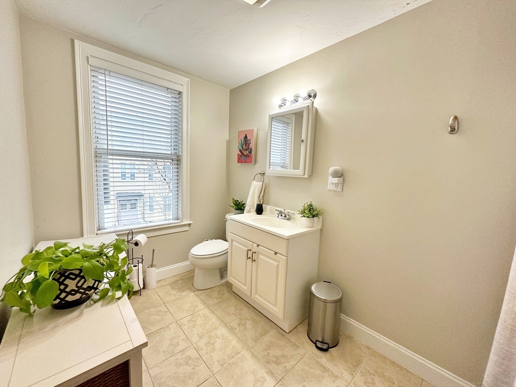 176 Princeton St, East Boston