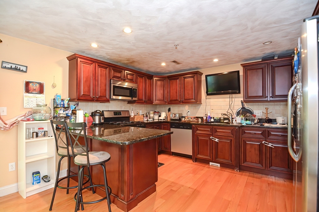 1 Olson St, Wilmington