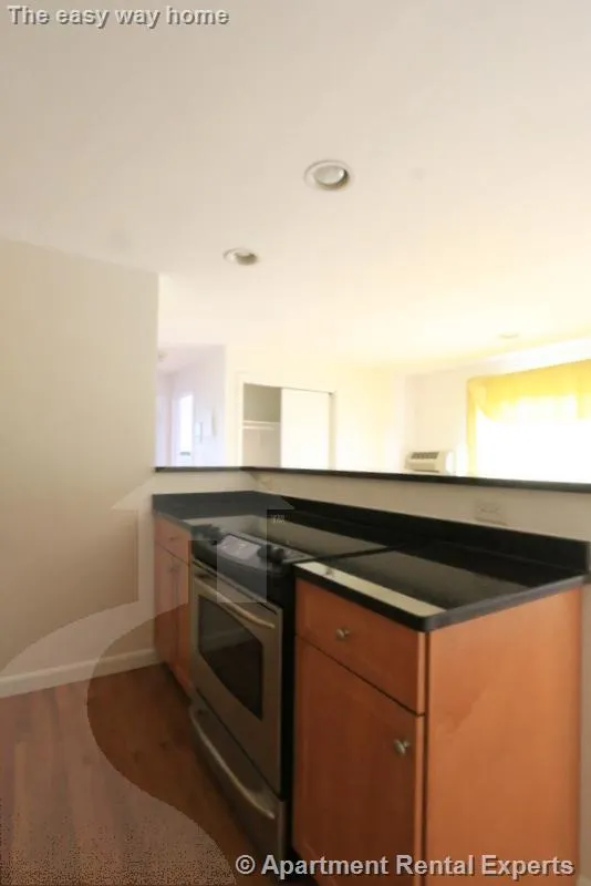 70 Park St, Ward Two