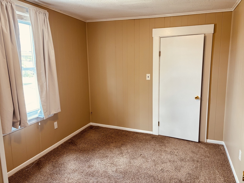 424 E Central St, Franklin