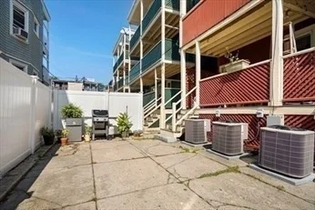 181 M St, South Boston