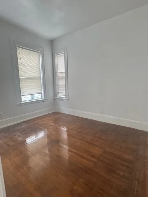 25 Woodville St, Roxbury