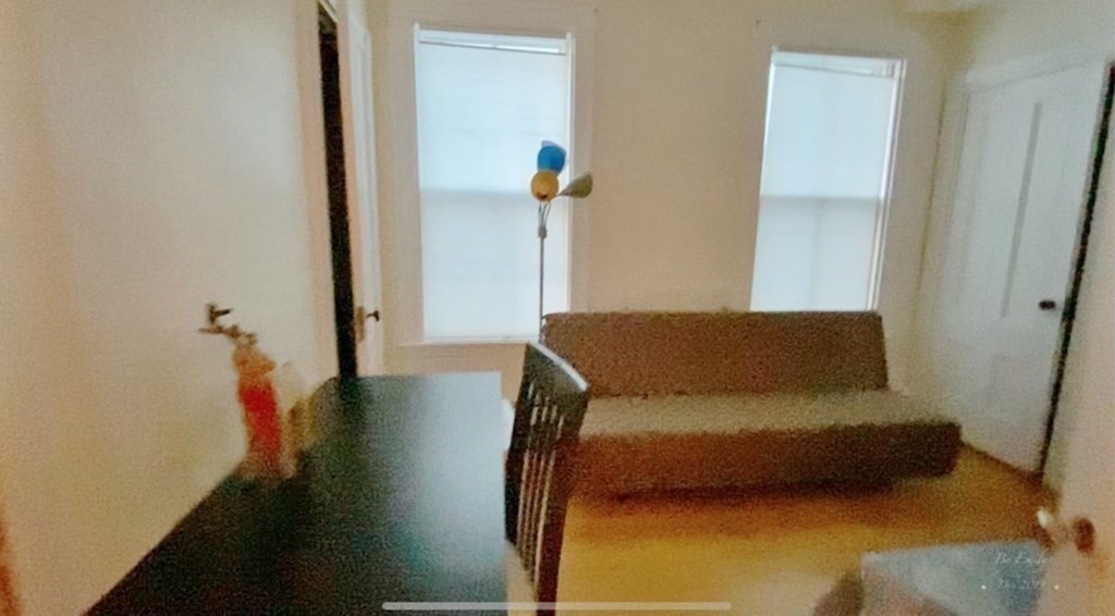 83 Putnam Ave, Riverside