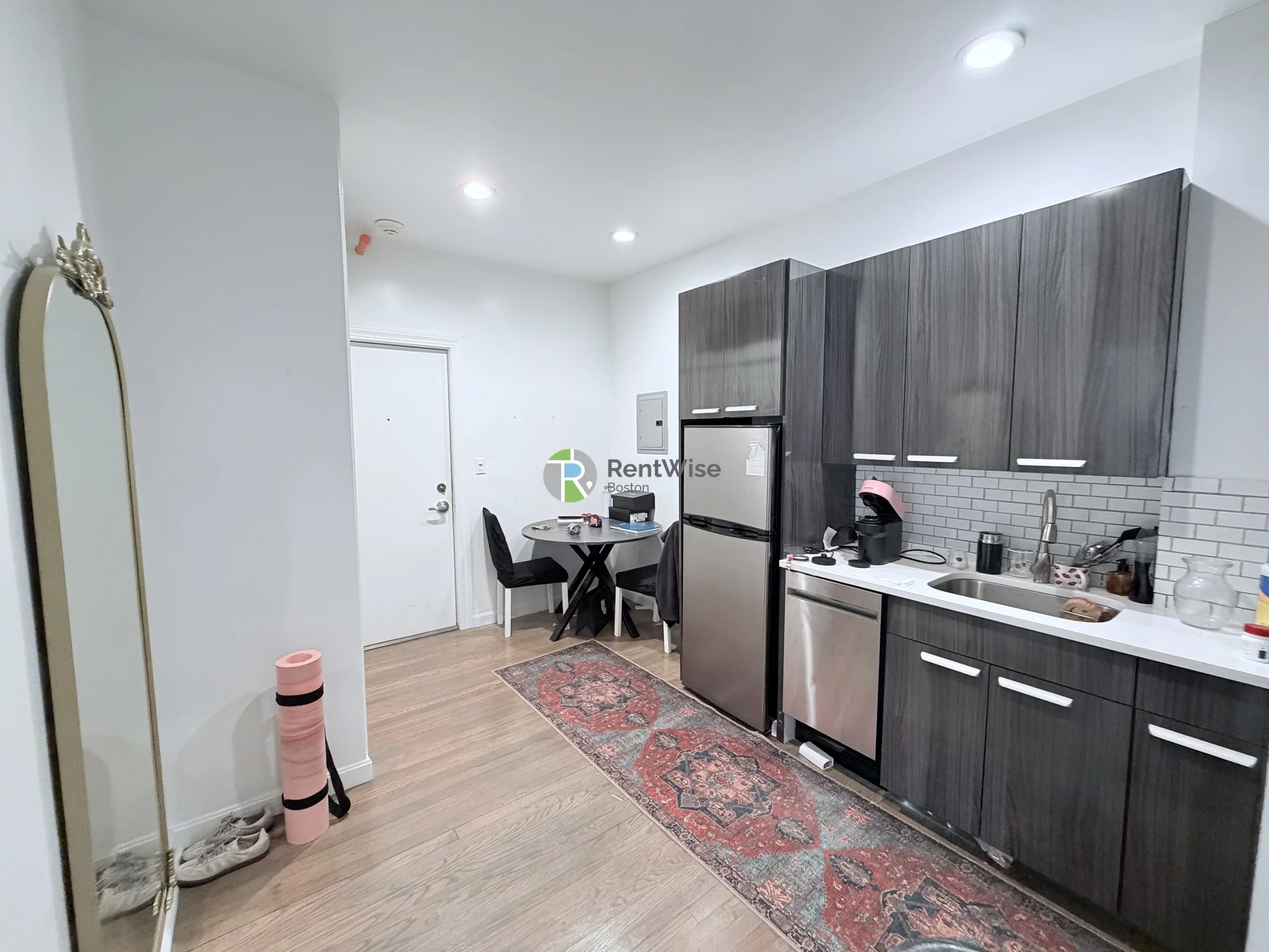 11 Peterborough St, Fenway