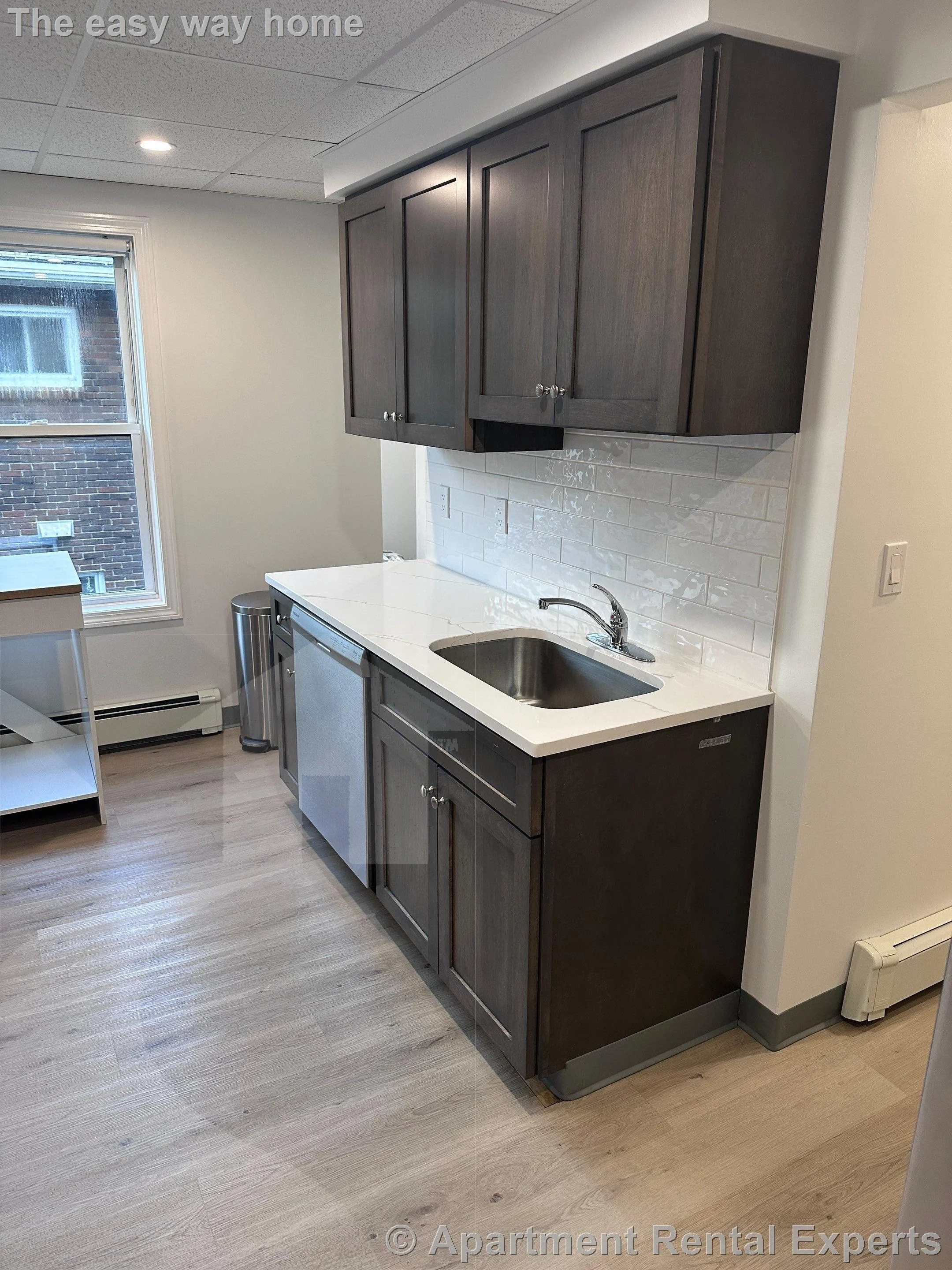 301-303 Boston Ave, Tufts