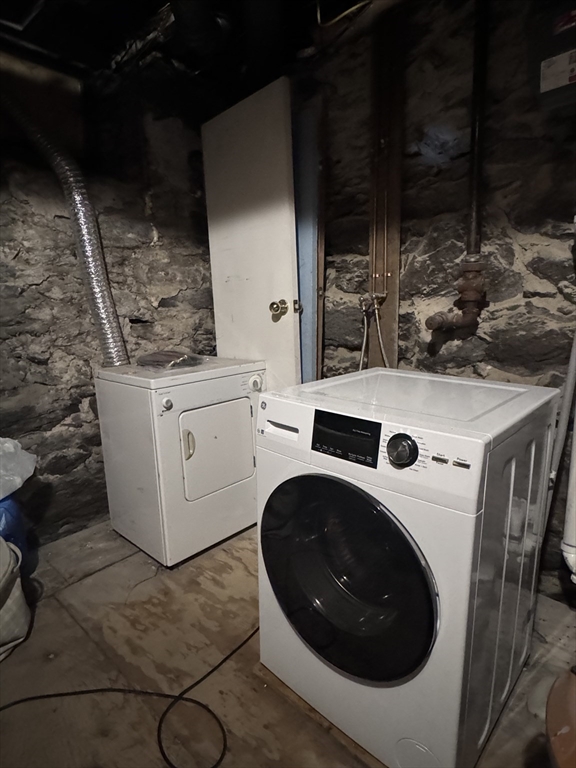 47 1/2 Jamaica St, Jamaica Plain