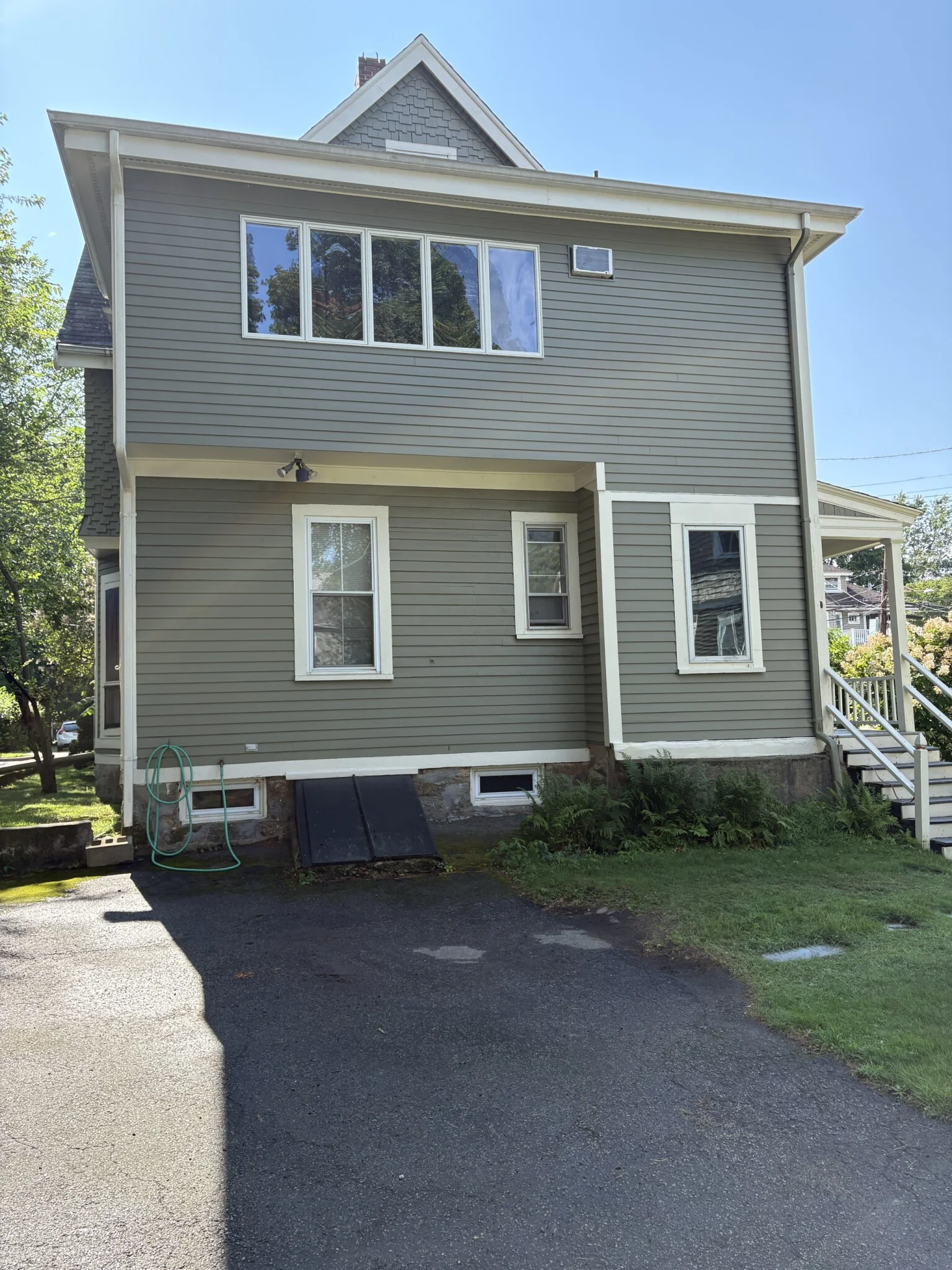 106 Harvard St, Newtonville
