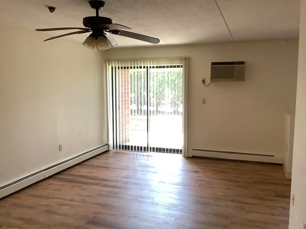 50 Cambridge Rd, Woburn