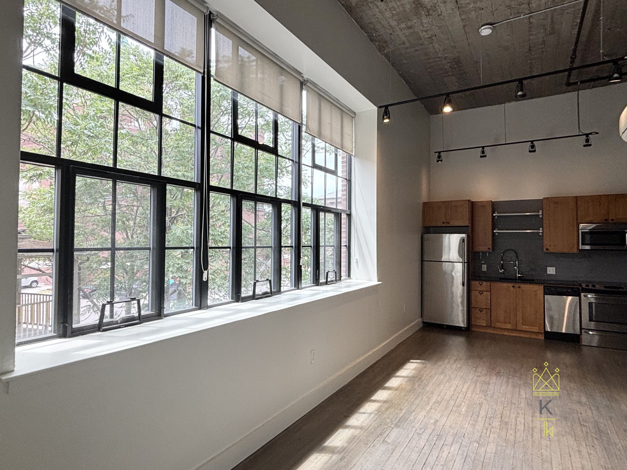 20 Sunnyside St, Jamaica Plain