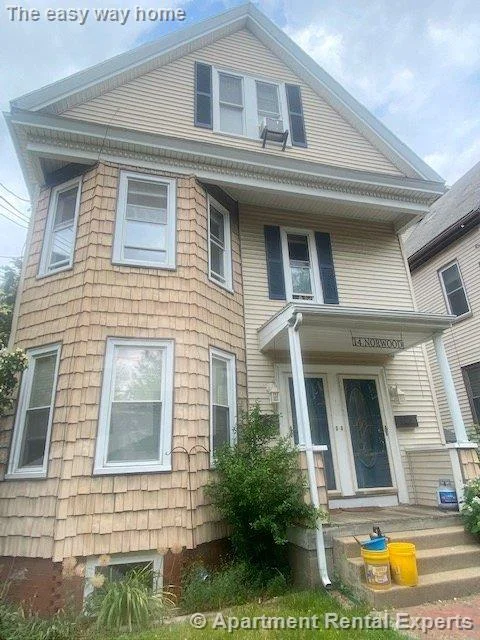 14A Norwood Ave, Magoun Square