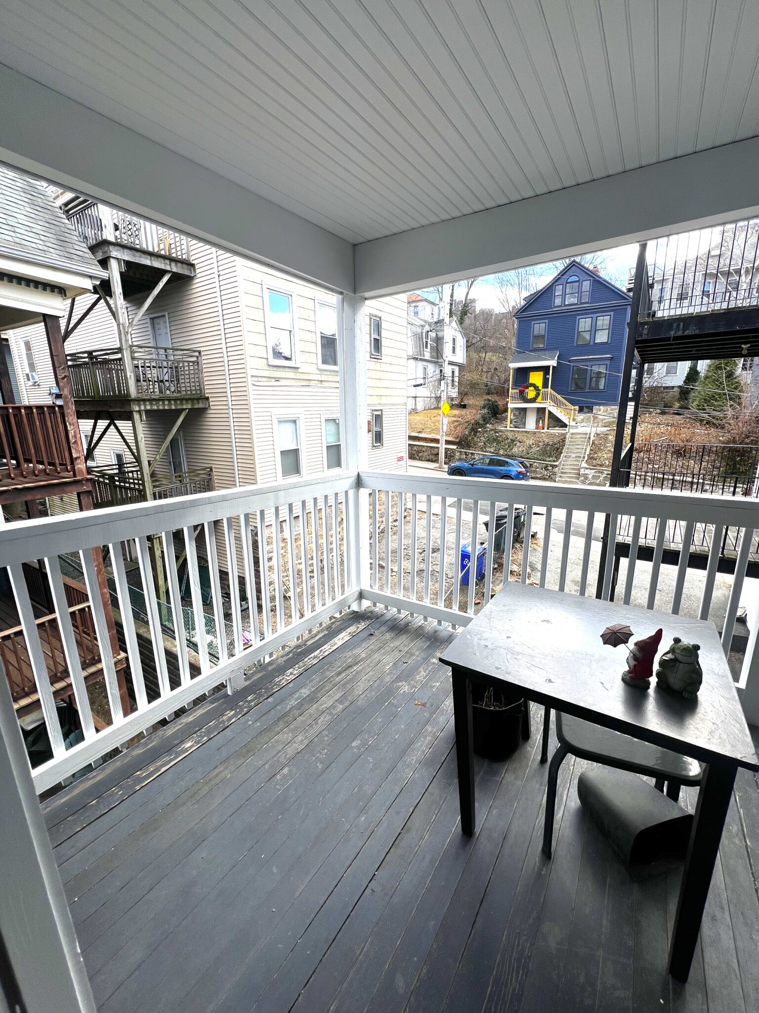 180 Hillside St, Mission Hill