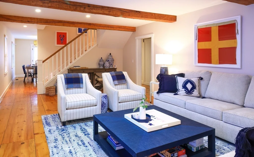 10 Lyon St, Nantucket