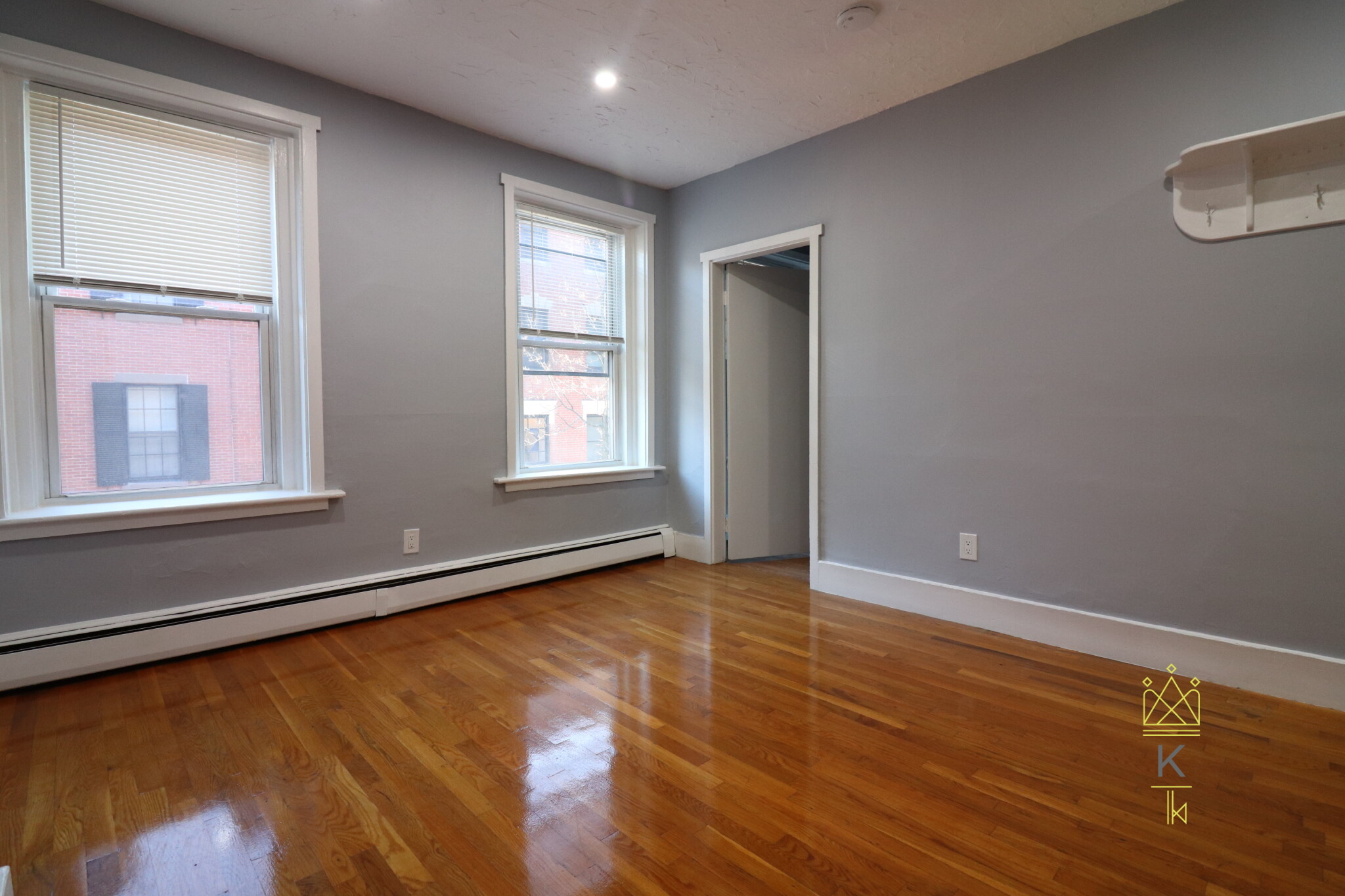 39 Irving St, Beacon Hill