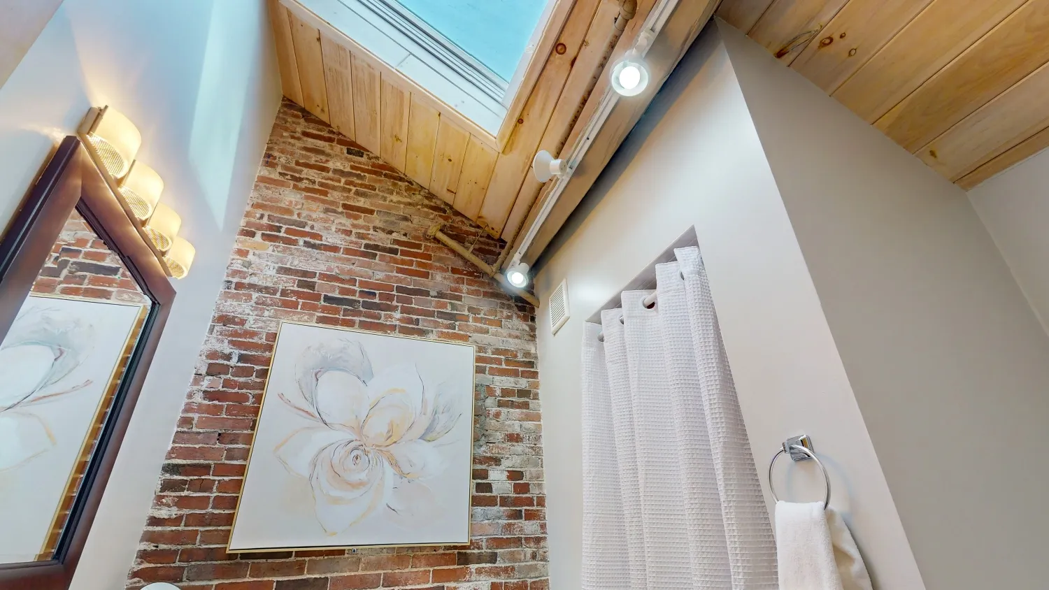 15 Union St, Downtown