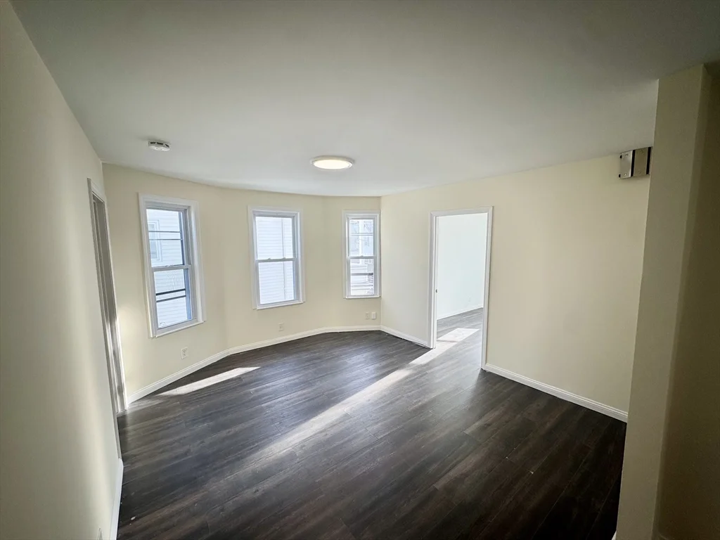 55 Myrtle St, Everett