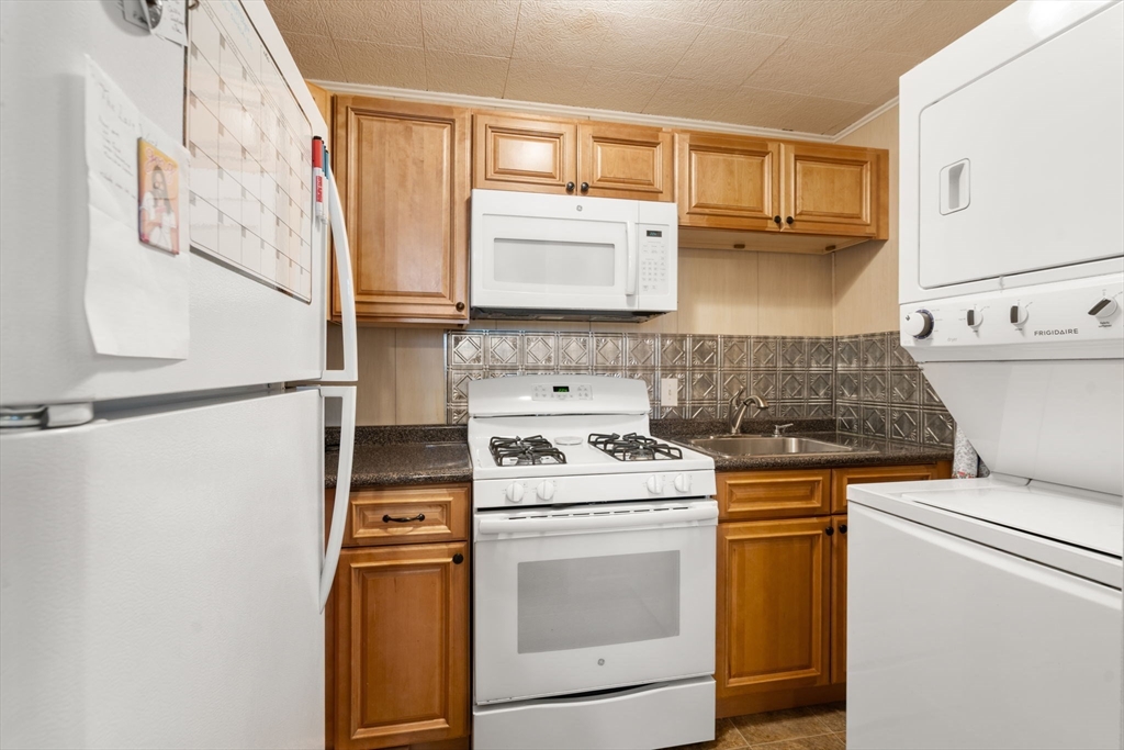 234 River St, Waltham