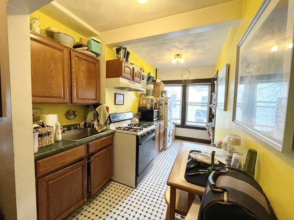 112 Allston St, Allston