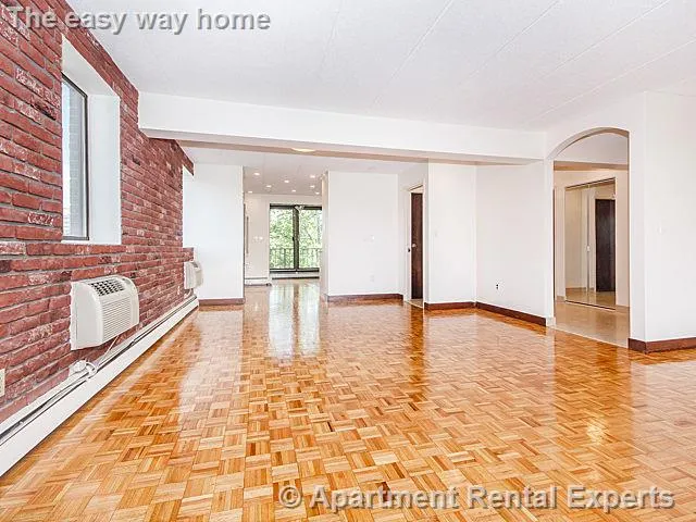 31 Harris St, Other