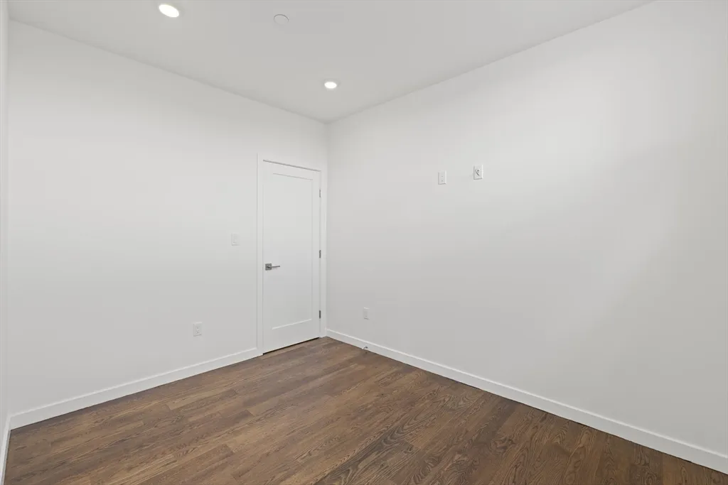 267 Old Colony Ave, South Boston