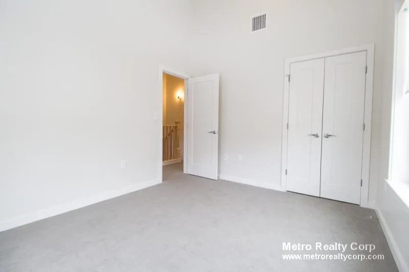 37 Cottage Park Ave, North Cambridge