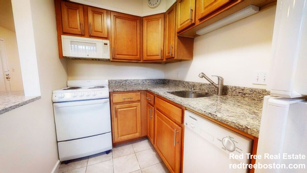 63 Parkman St, North Brookline