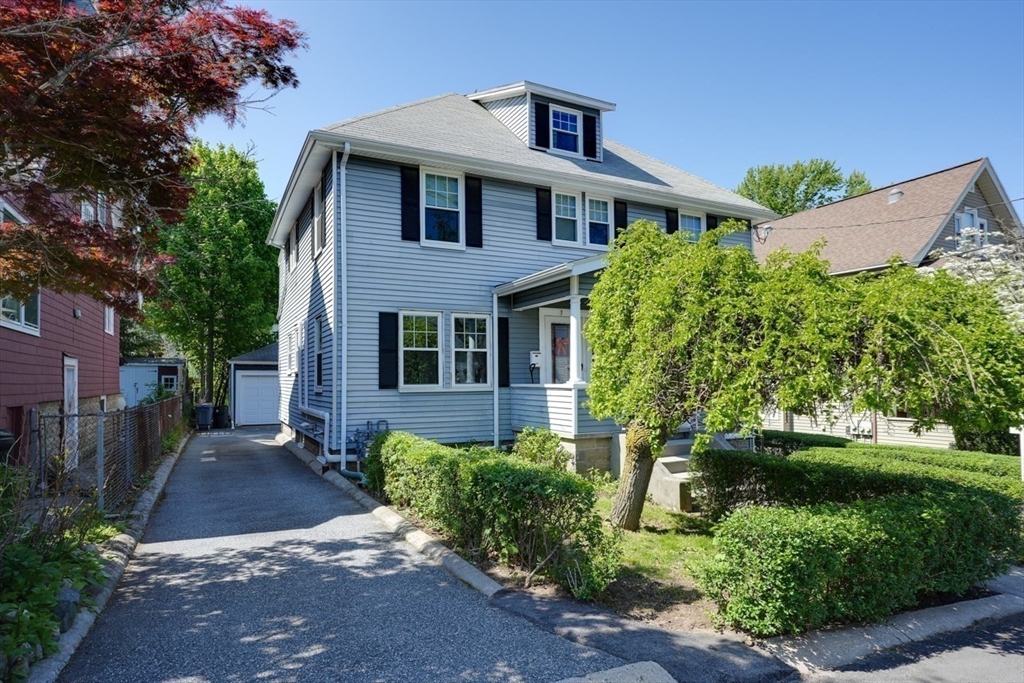 21 Fessenden Rd, Arlington