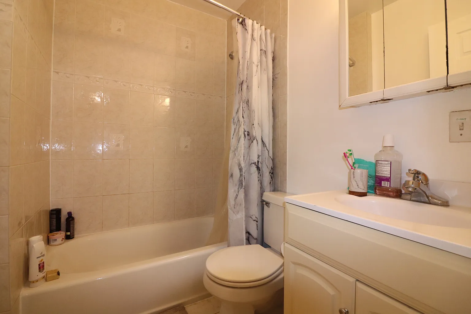 214 Freeman St, North Brookline