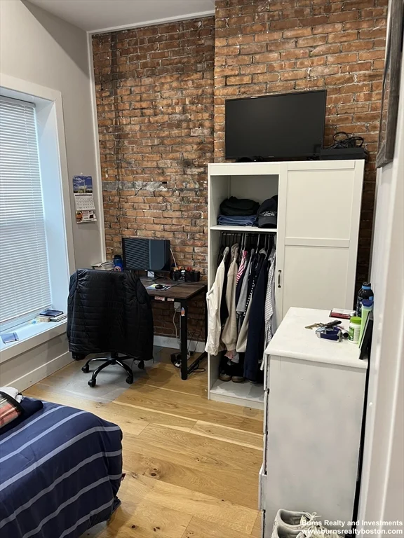 536 E Broadway, South Boston