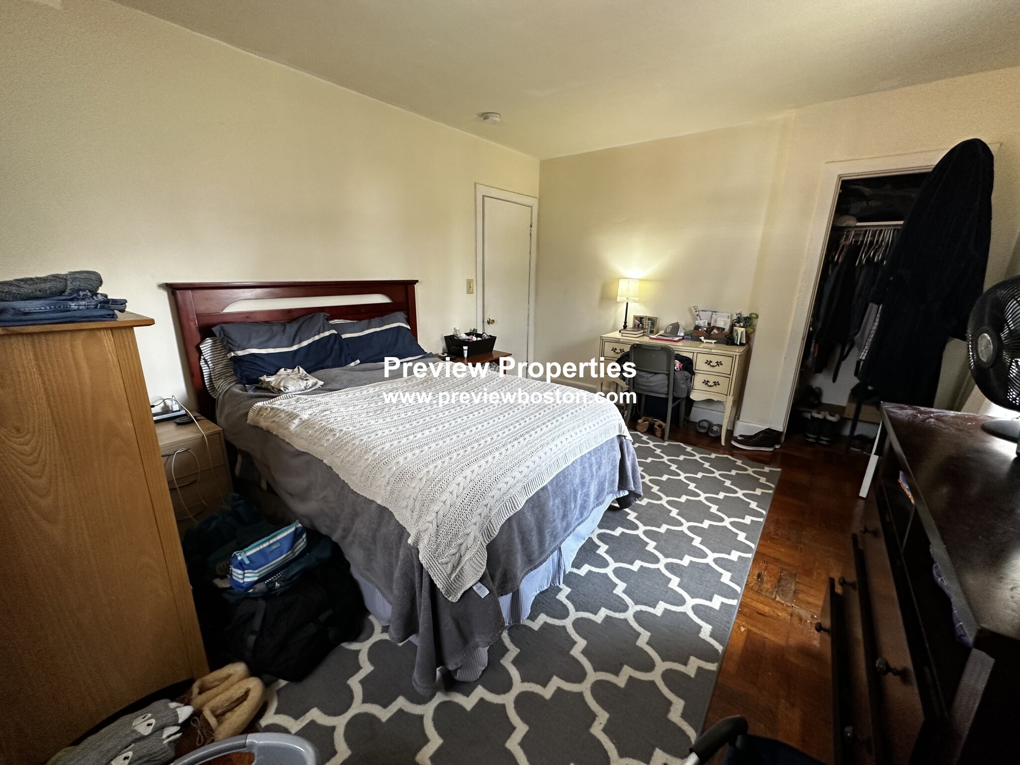 10 Beechcroft St, Oak Square