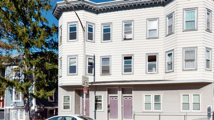 173 Rindge Ave, North Cambridge