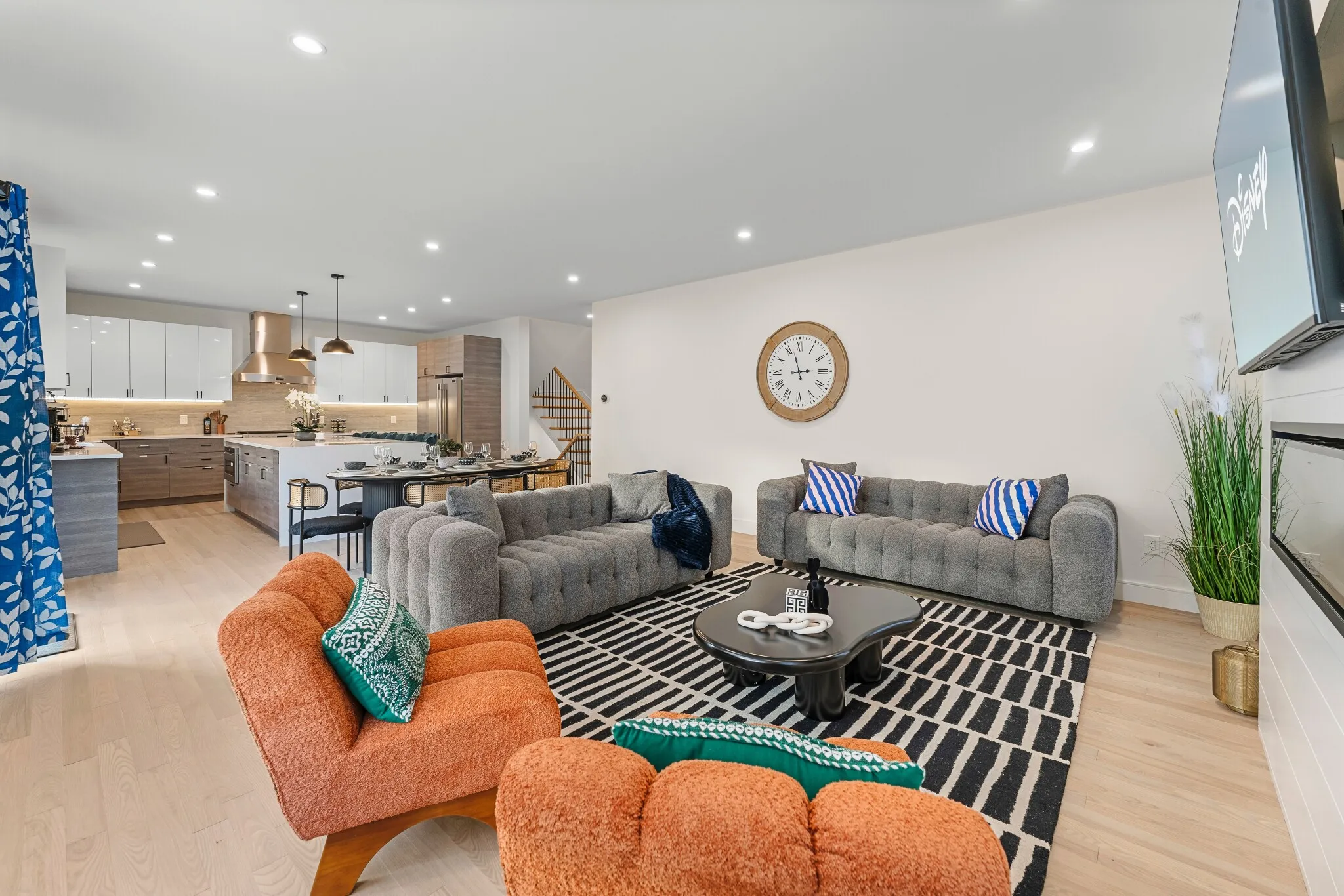 21 Bolton St, South Side