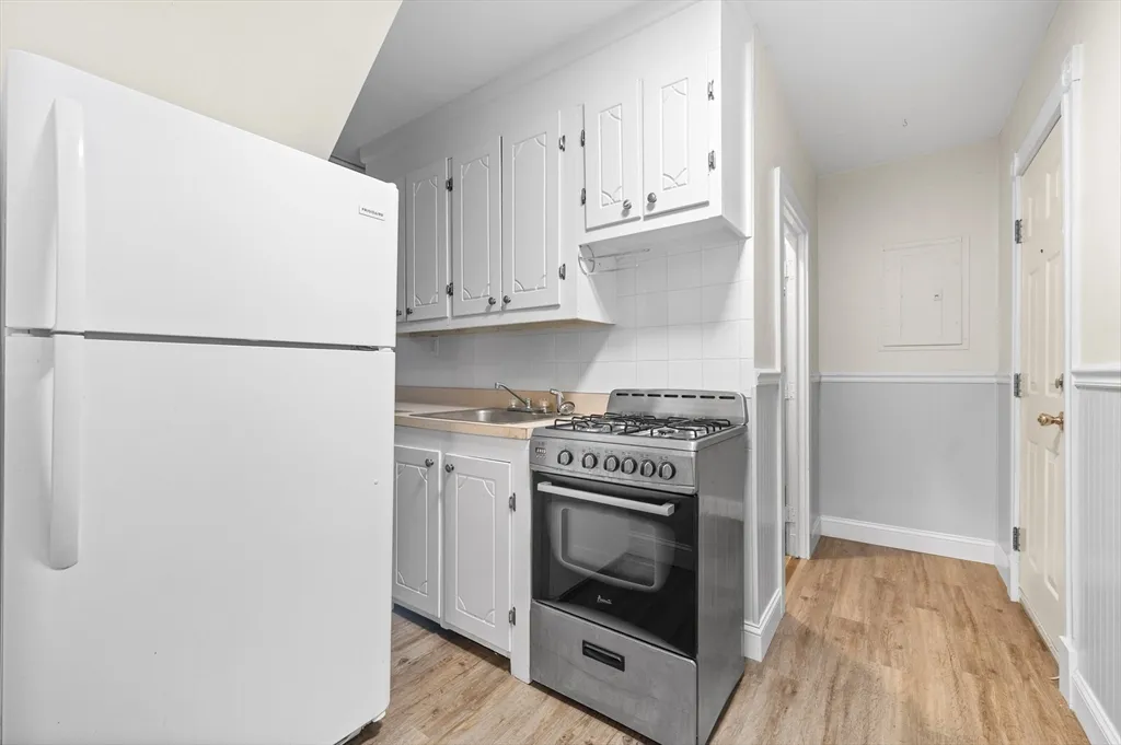 285 West Elm, Brockton