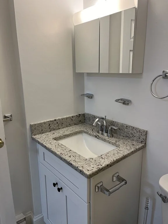 210-214 Middle St, Weymouth