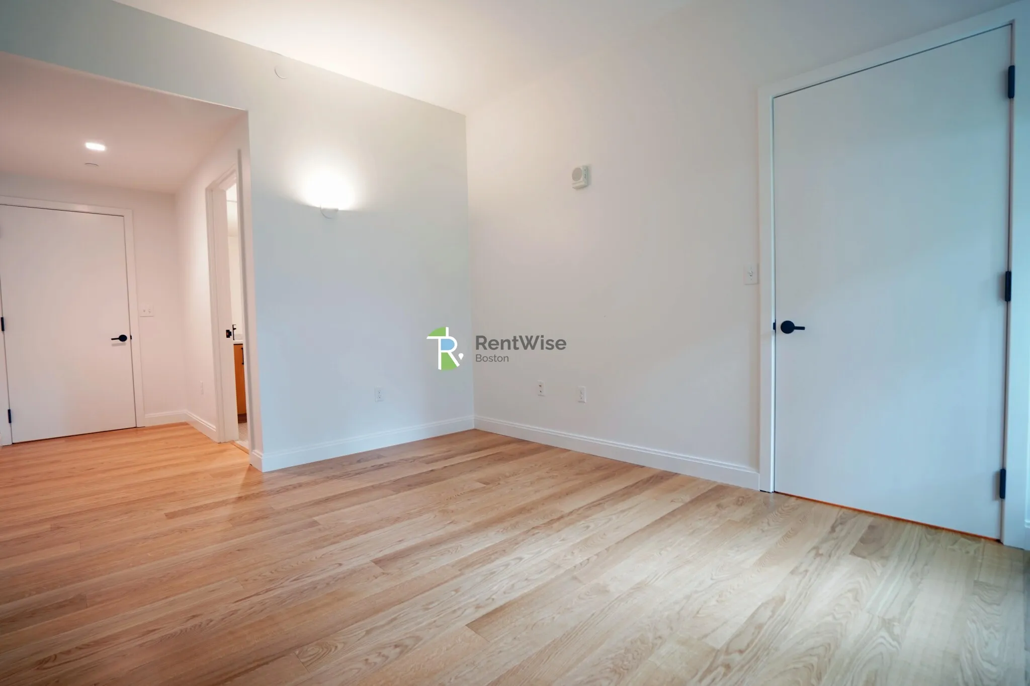 83 Gardner St, Allston
