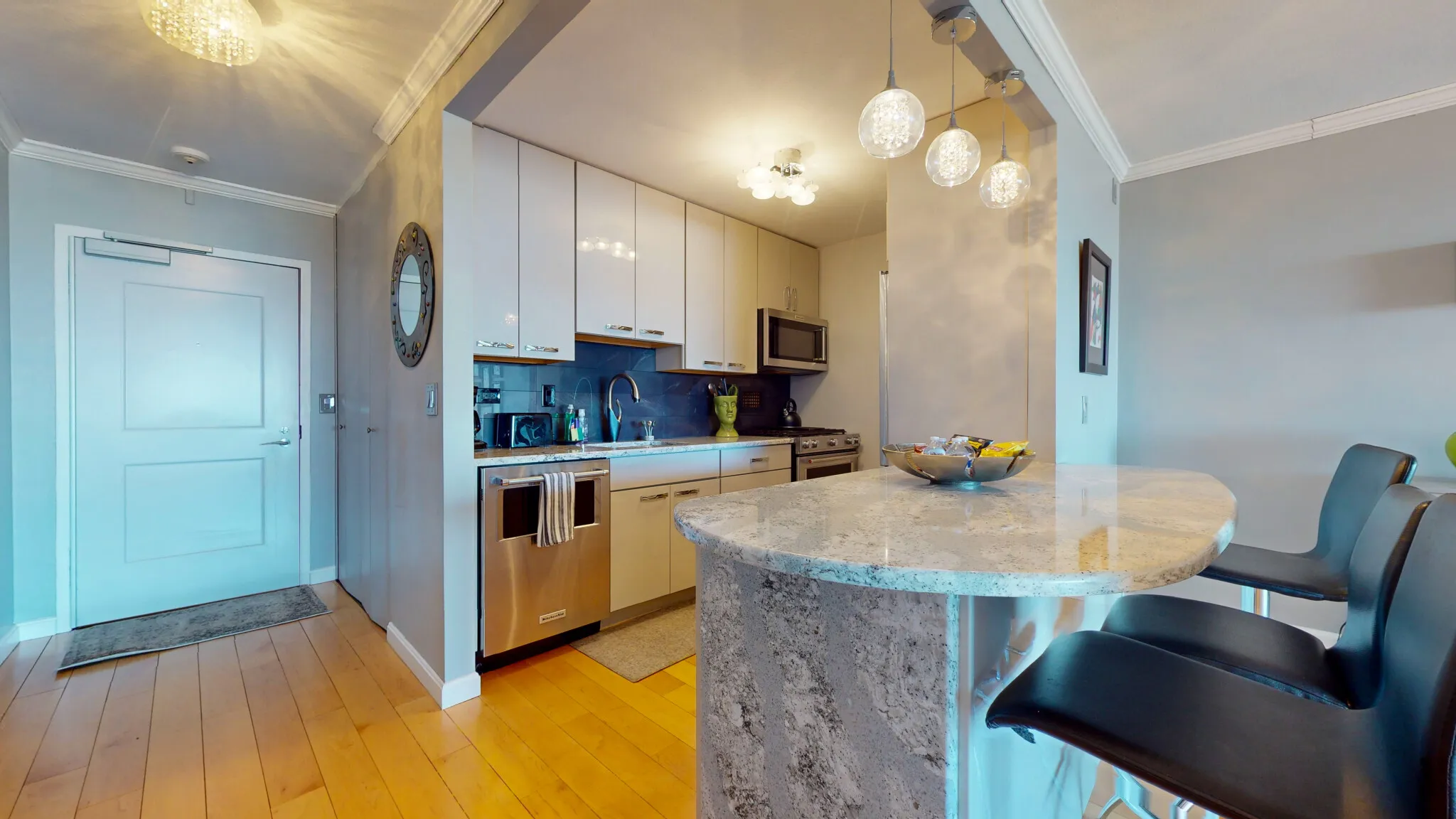 8 Whittier Pl, West End