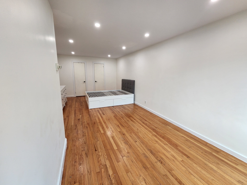 125 Pleasant St, Arlington