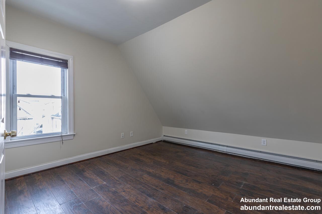 376 Medford St, Winter Hill