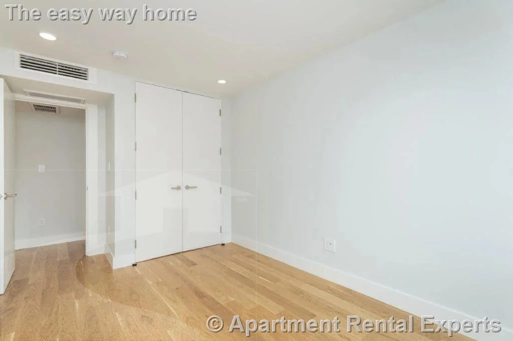 334 Harvard St, Harvard Square