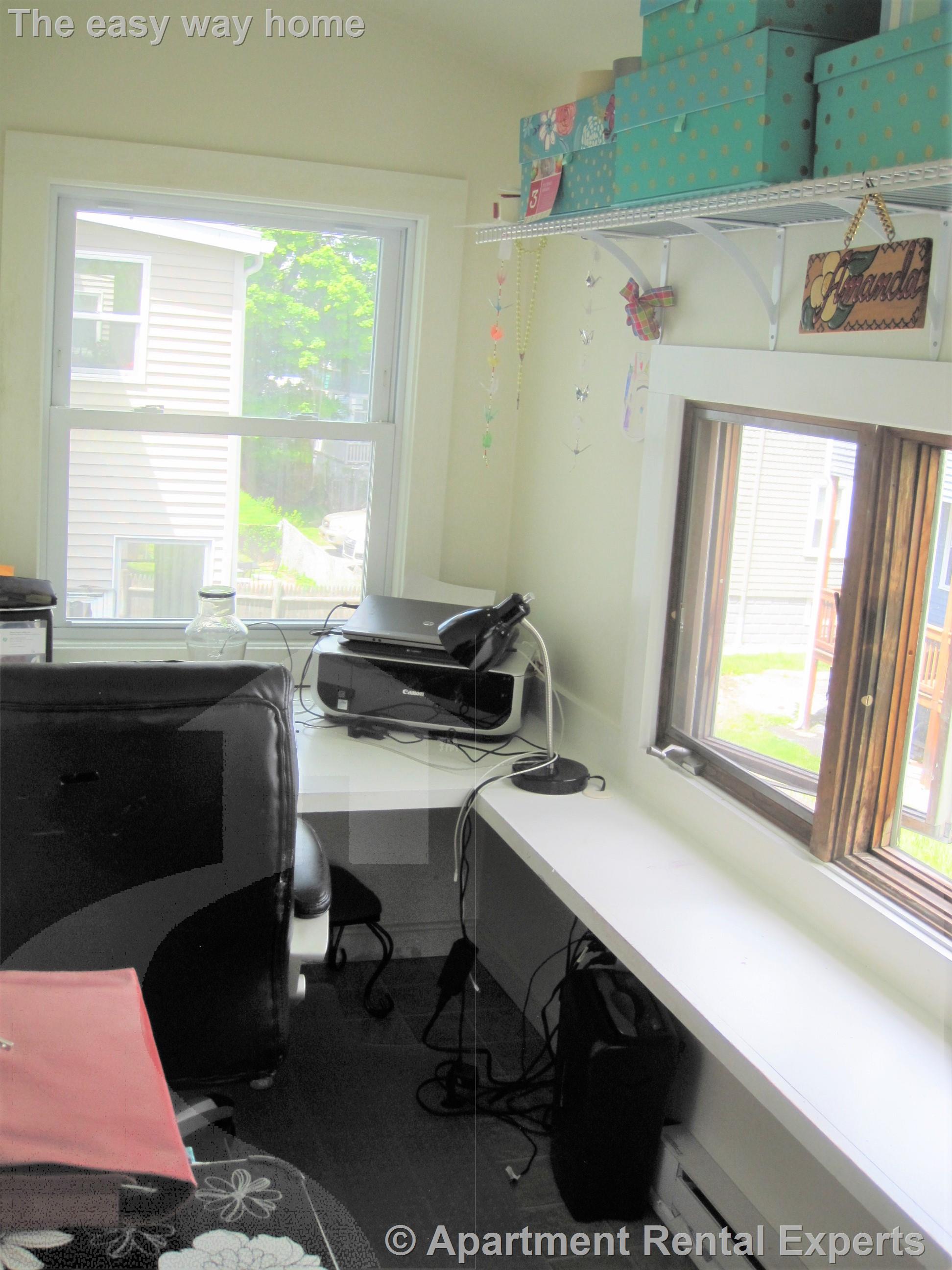 59 Windsor Rd, Tufts